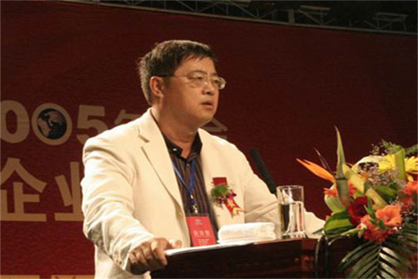 CWG资讯:市场人气改善,美元周三大幅走高,金价重挫近3%p